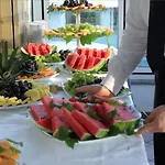 Family Antibes -50m Dal Mare - Hotel