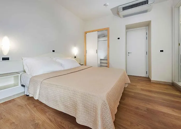 Family Antibes -50m Dal Mare - ريتشيوني