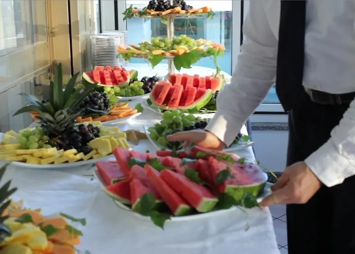 Family Antibes -50m Dal Mare - Otel