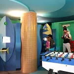 Family Antibes -50m Dal Mare - 3* Riccione