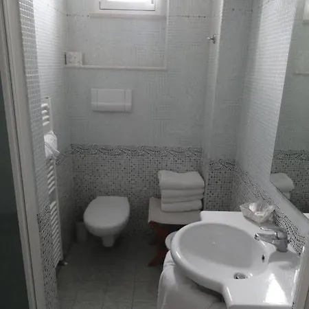 Hotell Family Antibes -50m Dal Mare - Riccione