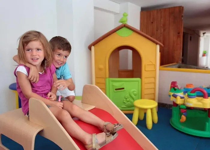 Family Antibes -50m Dal Mare - Hotel